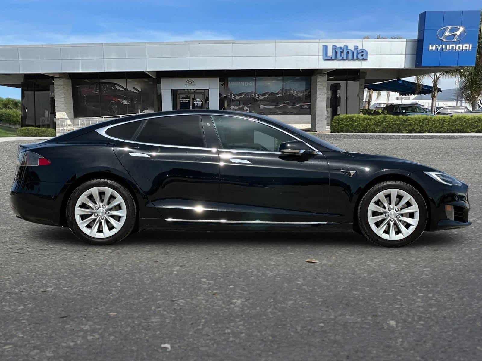 Thumbnail: 2017 Tesla Model S - 8