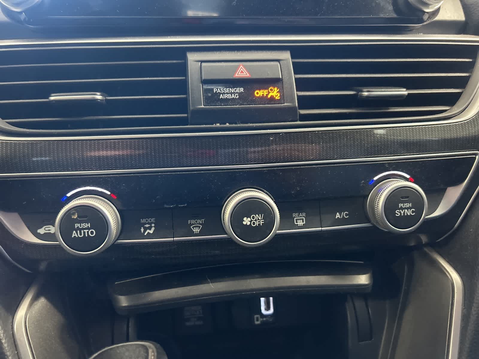 Thumbnail: 2019 Honda Accord - 27
