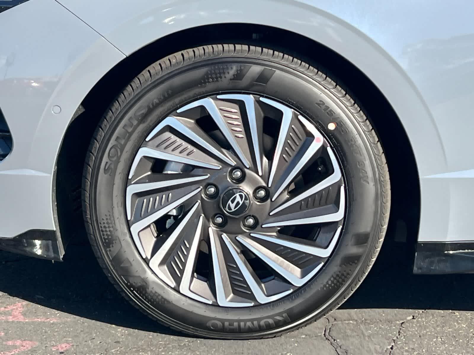 Thumbnail: 2026 Hyundai Sonata - 25