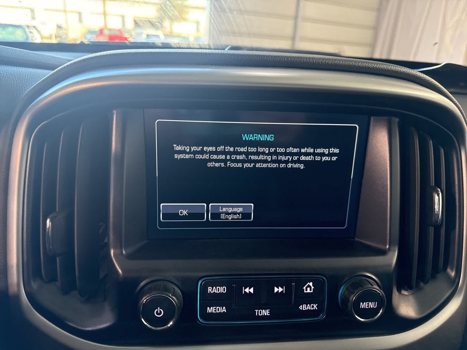 Thumbnail: 2018 Chevrolet Colorado - 26