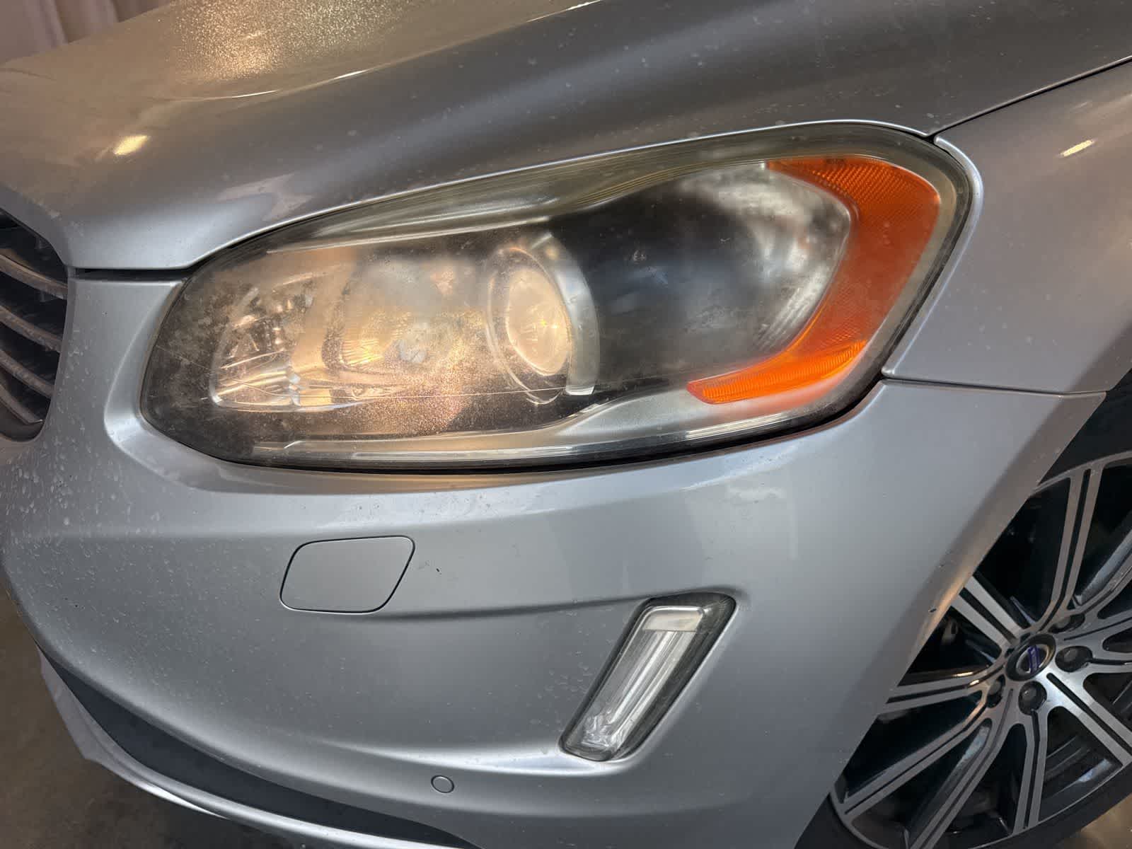 Thumbnail: 2015 Volvo XC60 - 9