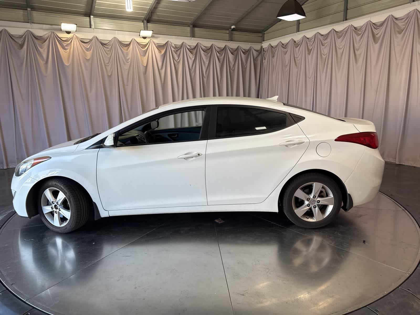 Thumbnail: 2013 Hyundai Elantra - 5