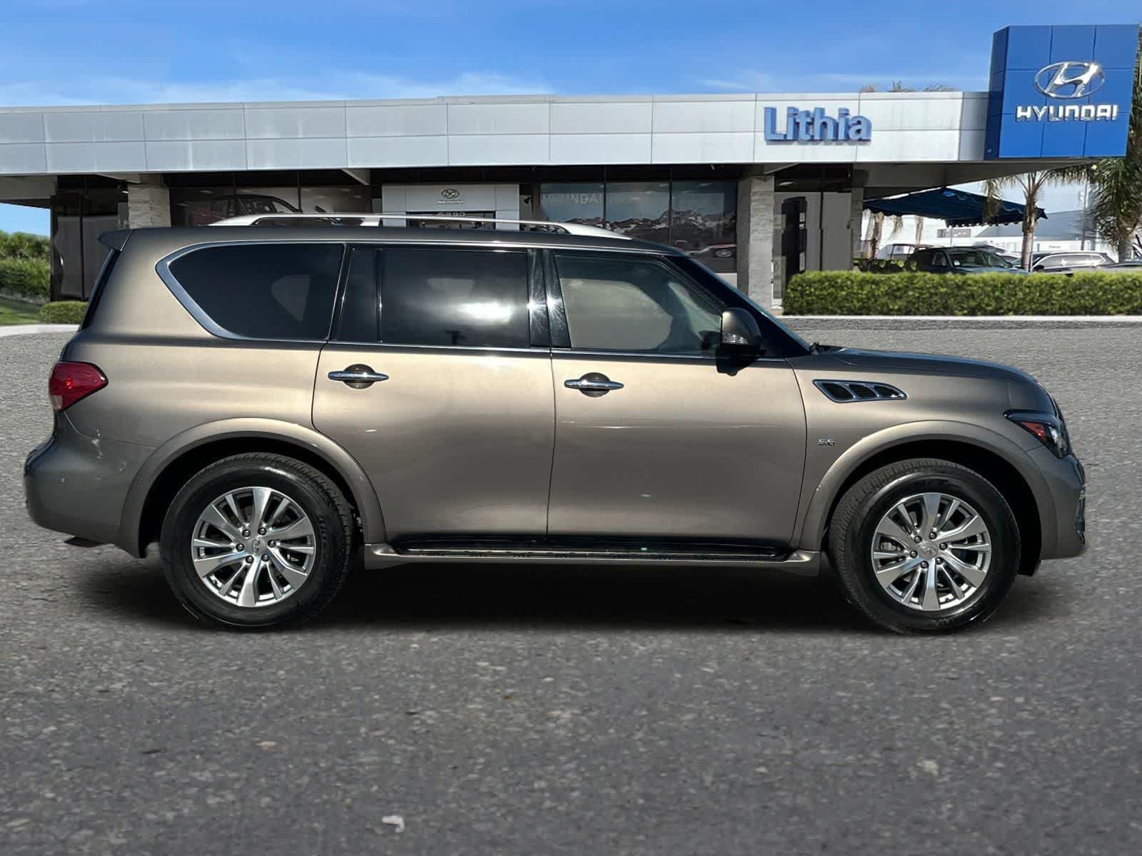 Thumbnail: 2016 INFINITI QX80 - 9