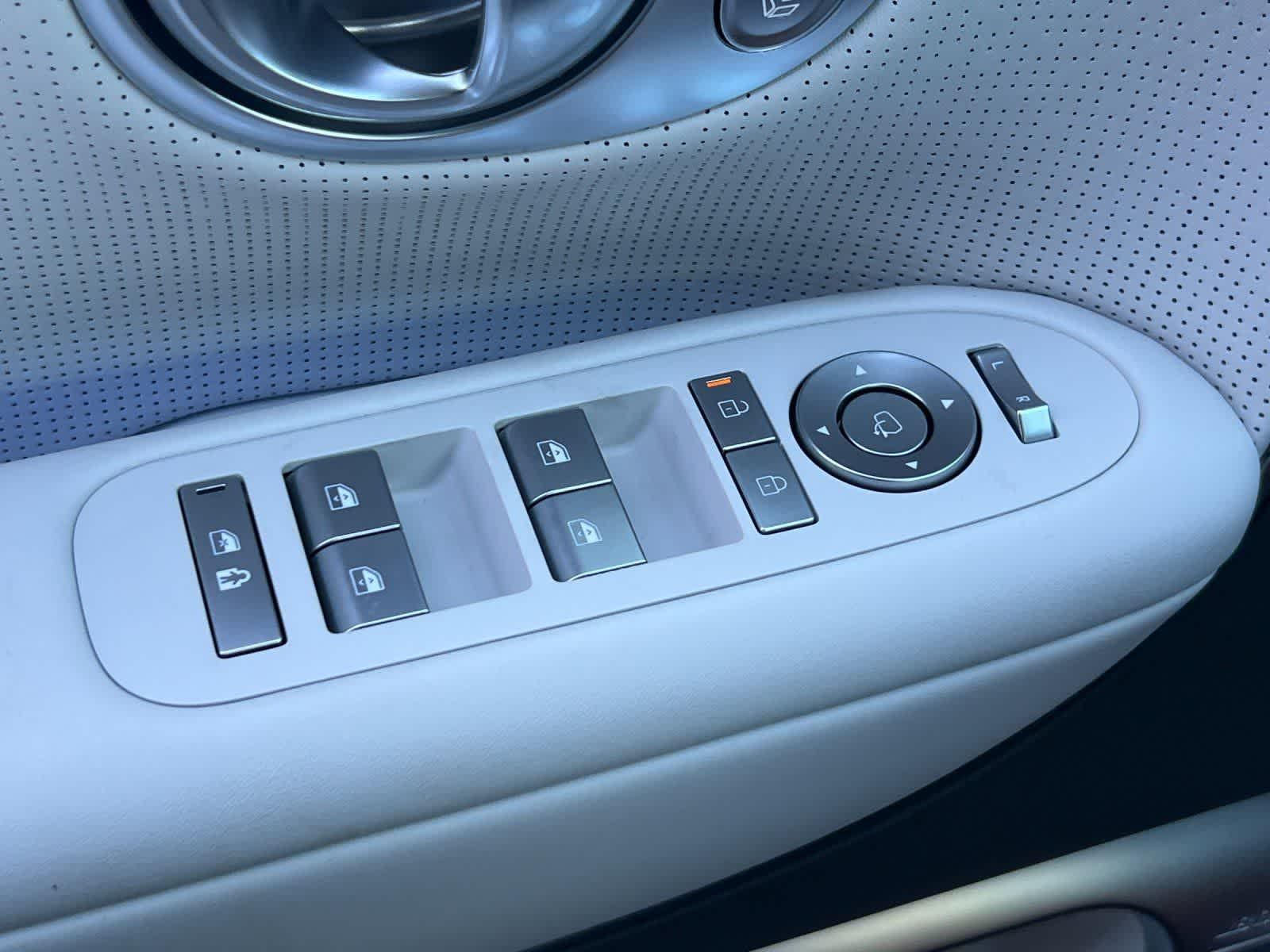 Thumbnail: 2026 Hyundai Ioniq - 13