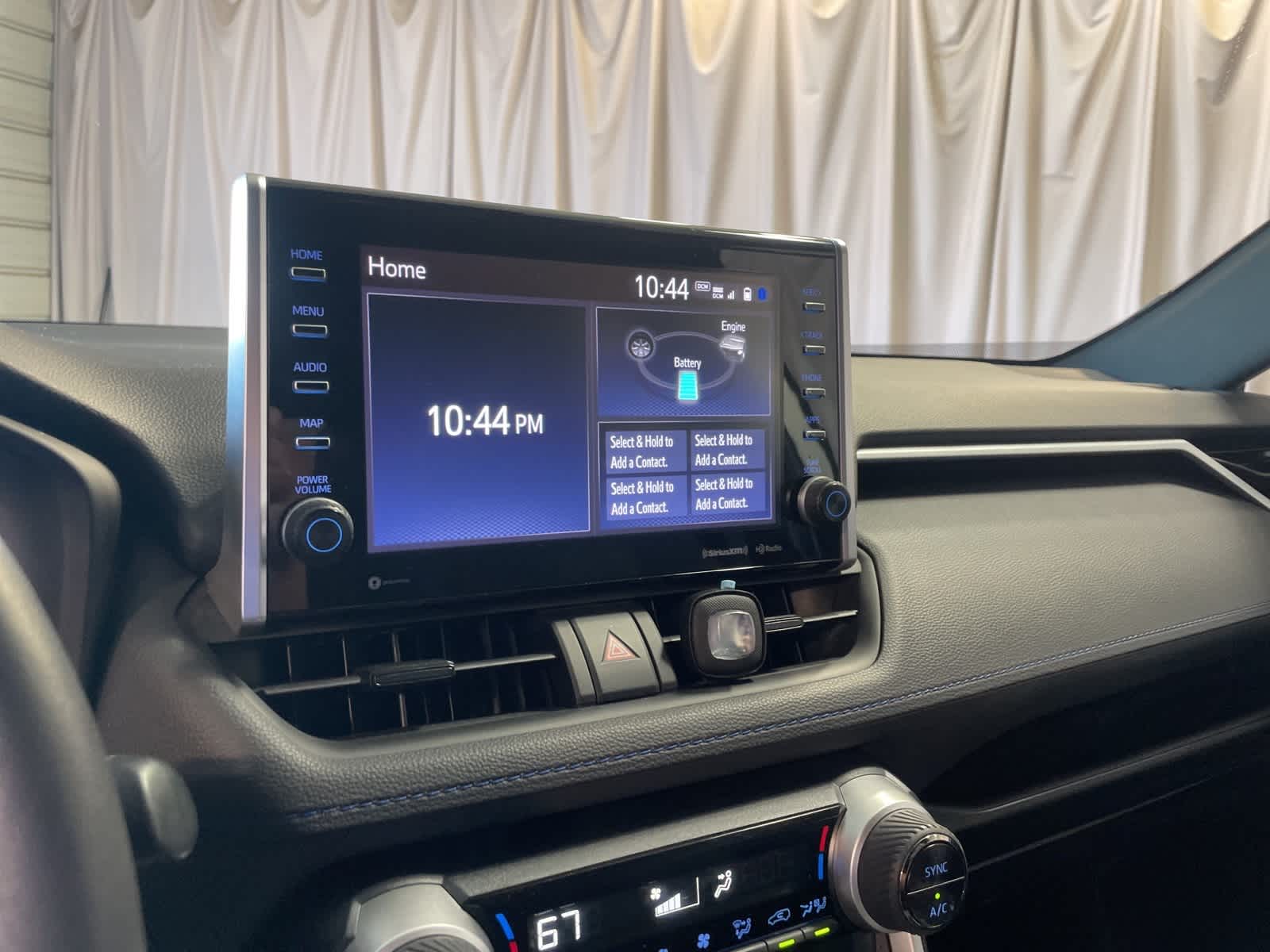 Thumbnail: 2022 Toyota RAV4 - 22