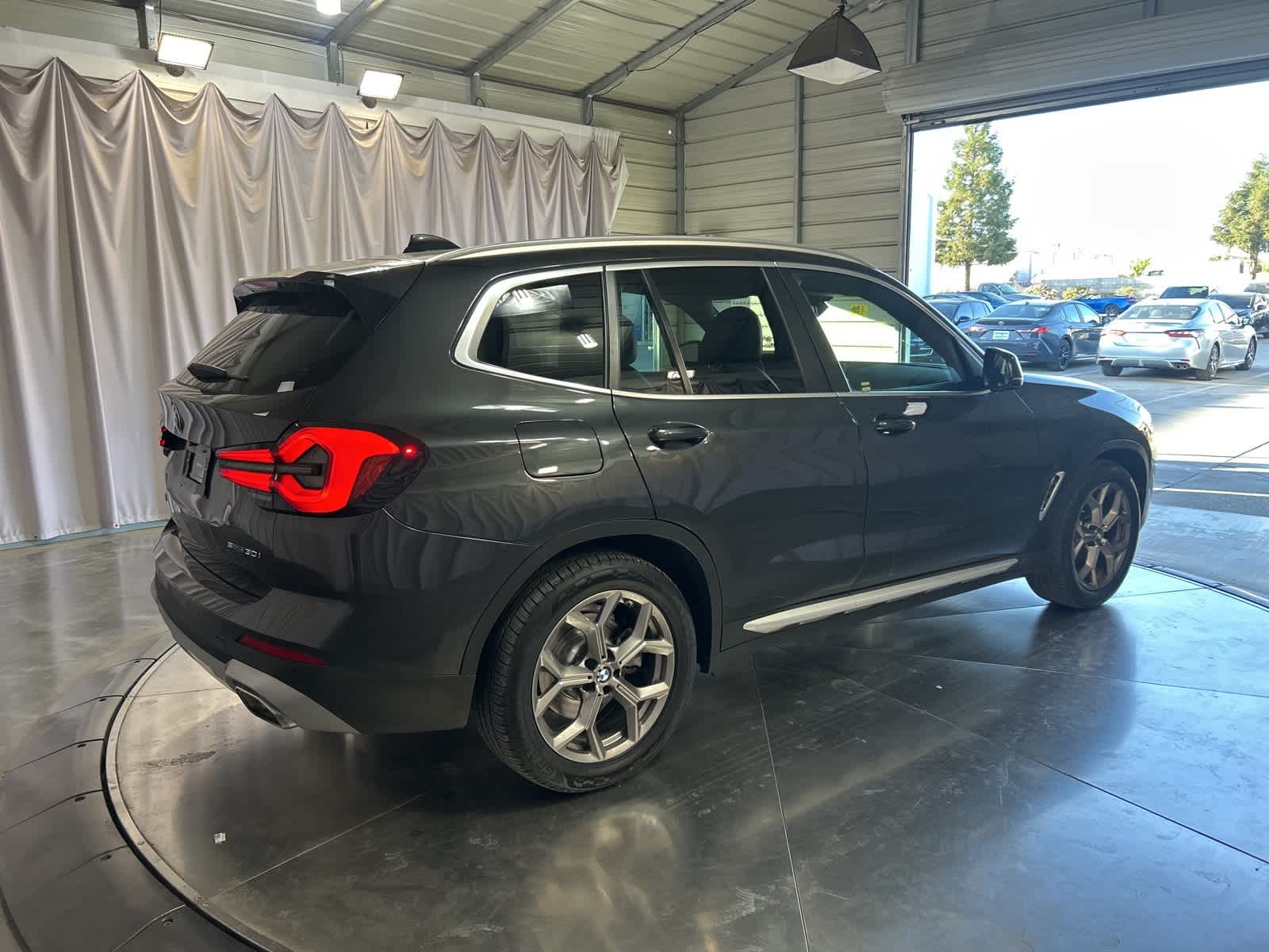 Thumbnail: 2022 BMW X3 - 8
