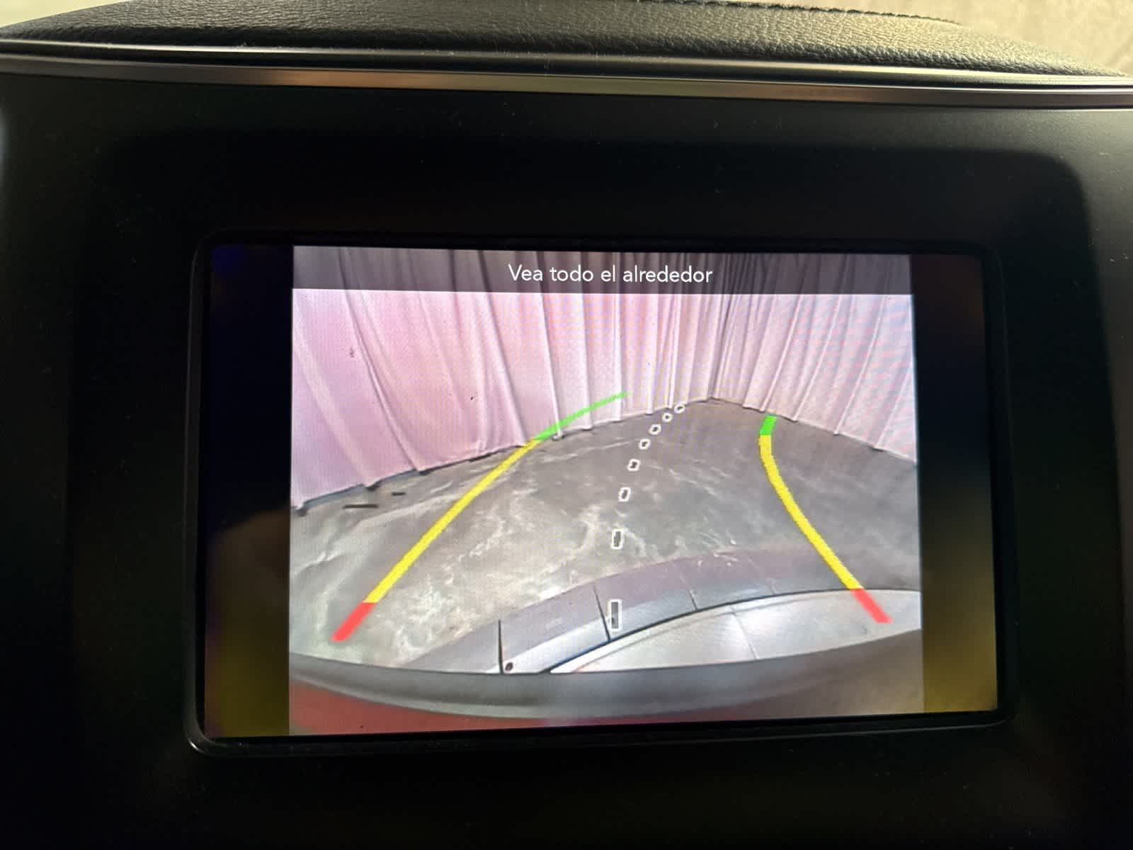 Thumbnail: 2019 Jeep Cherokee - 23