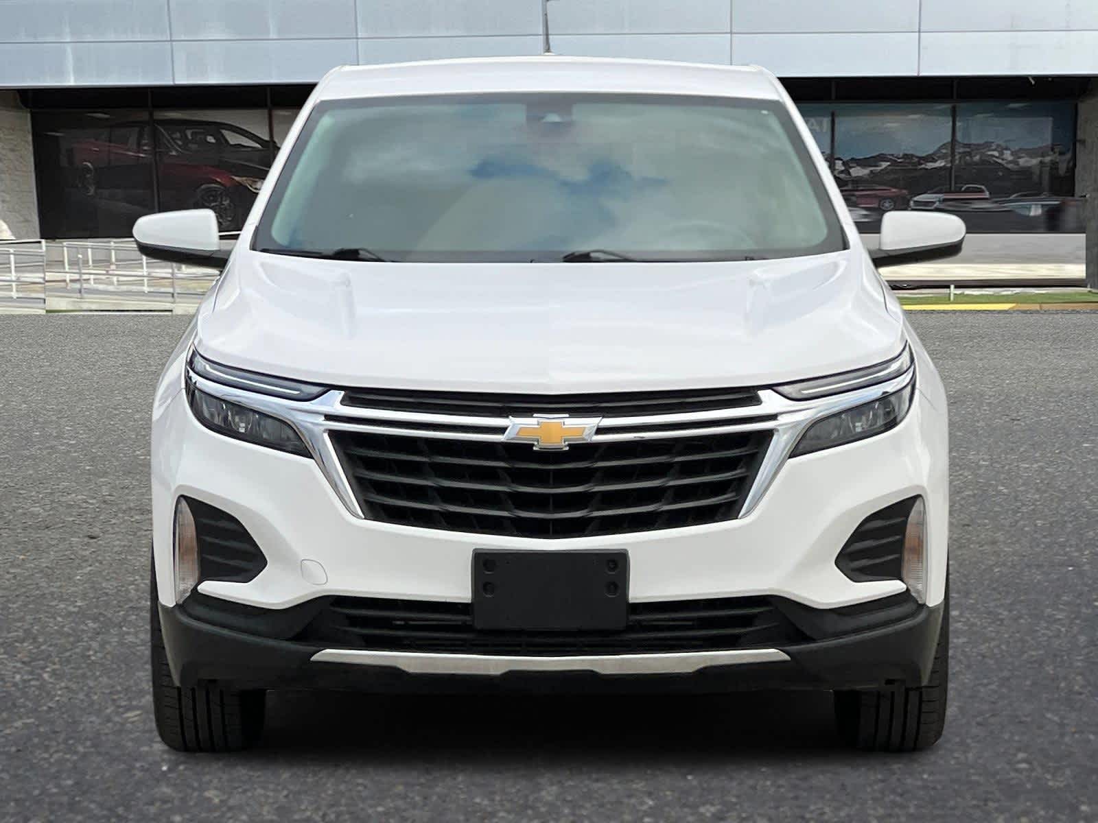 Thumbnail: 2022 Chevrolet Equinox - 10