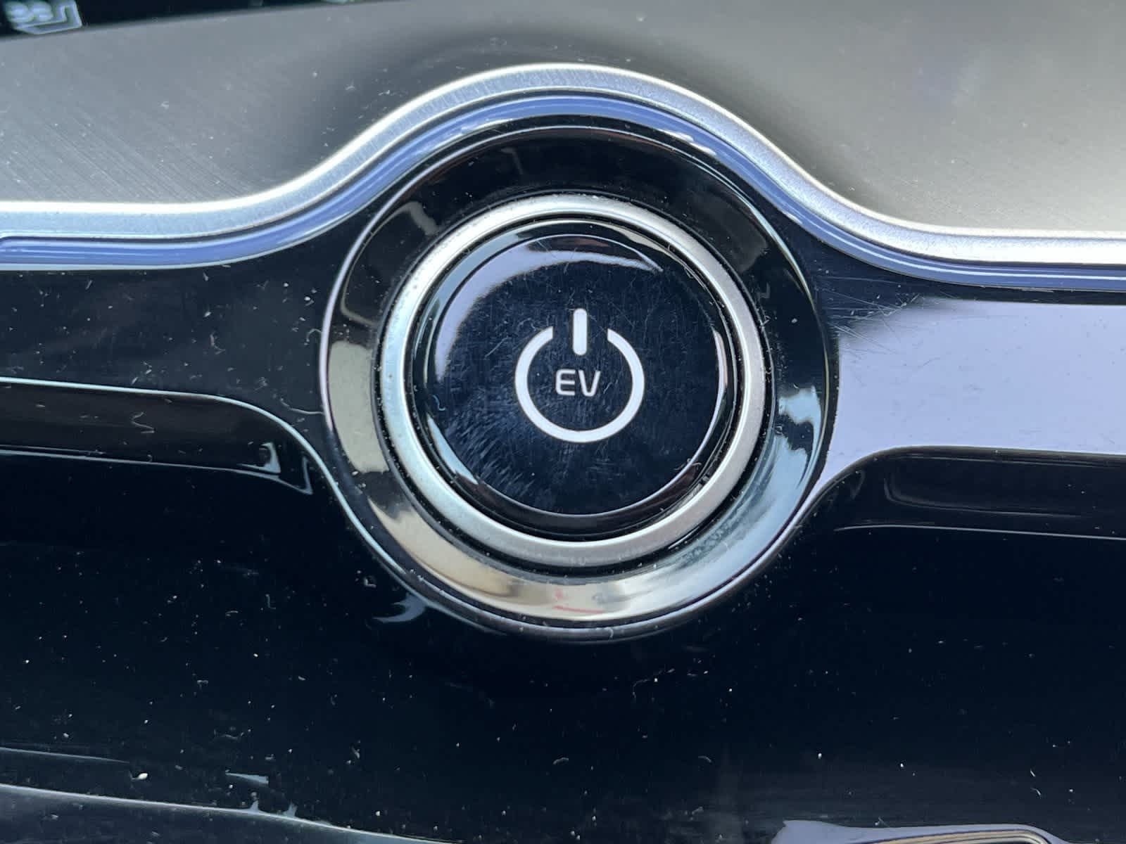 Thumbnail: 2022 Kia EV6 - 23