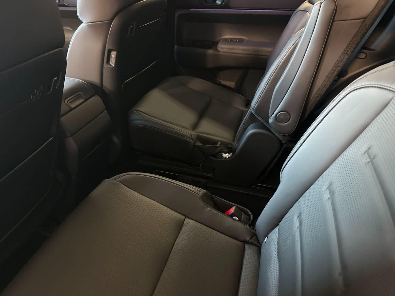 Thumbnail: 2026 Hyundai Santa Fe - 4