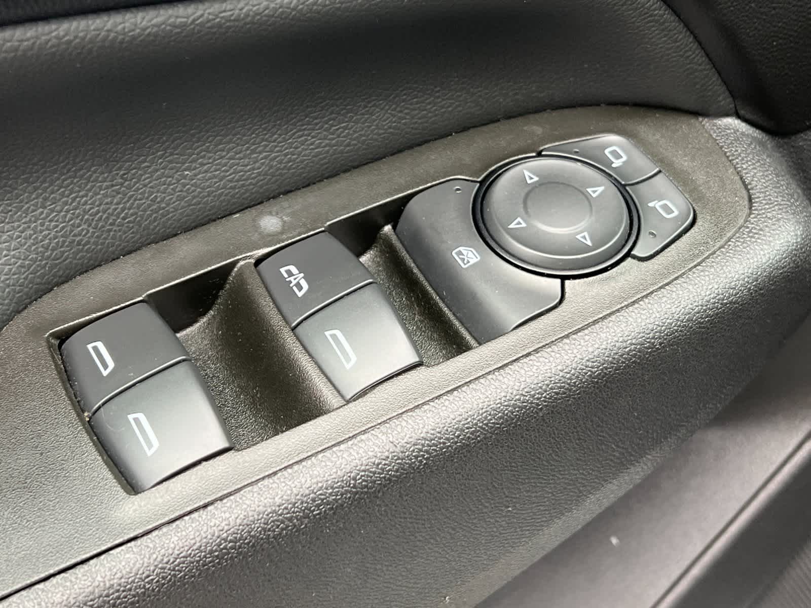 Thumbnail: 2021 Chevrolet Equinox - 14