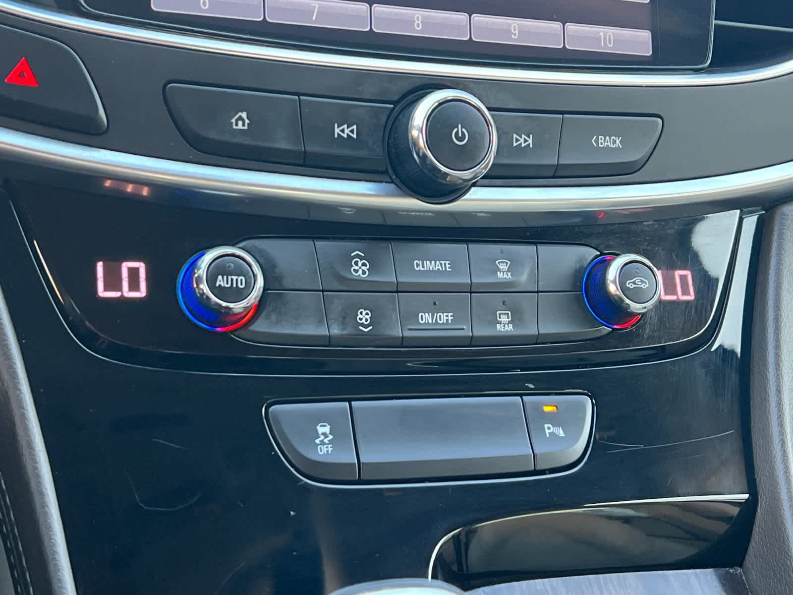 Thumbnail: 2019 Buick LaCrosse - 19