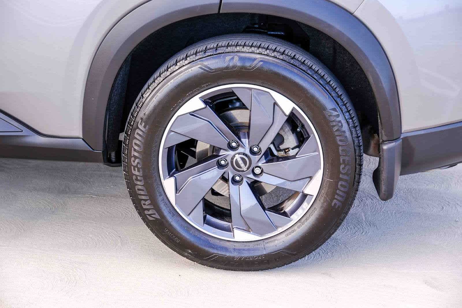 Thumbnail: 2024 Nissan Rogue - 9