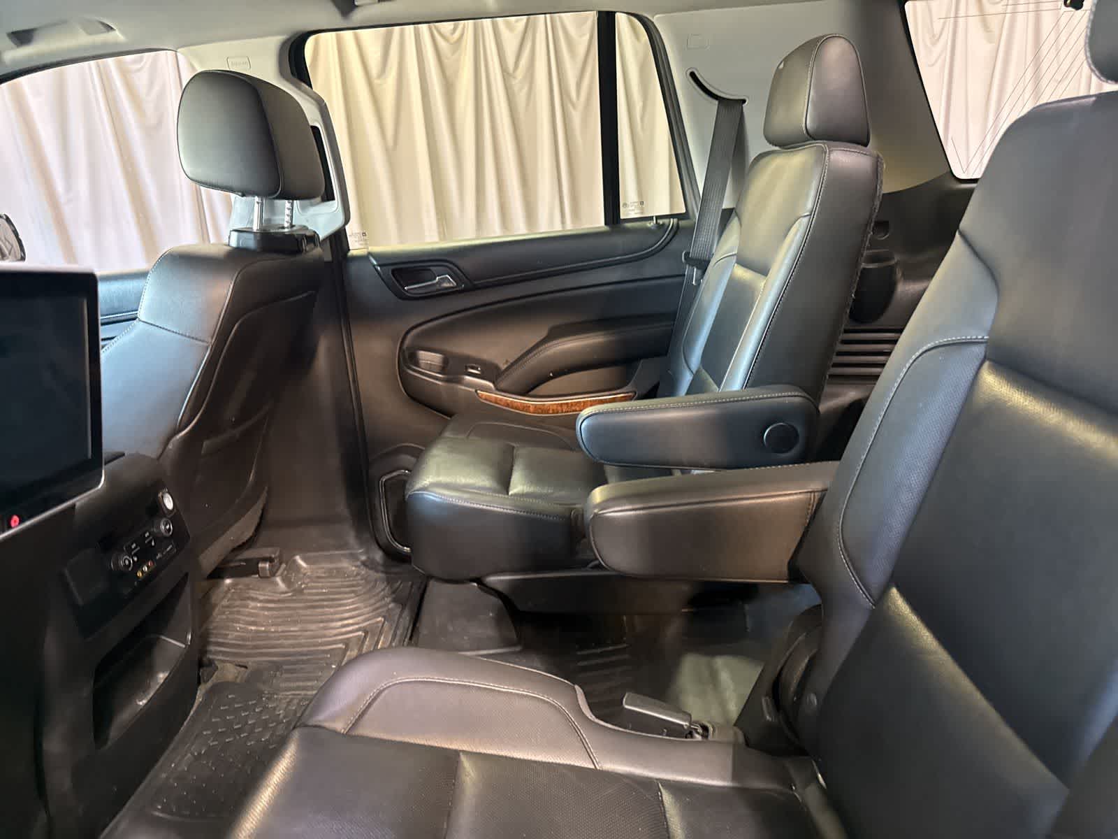 Thumbnail: 2015 Chevrolet Tahoe - 14