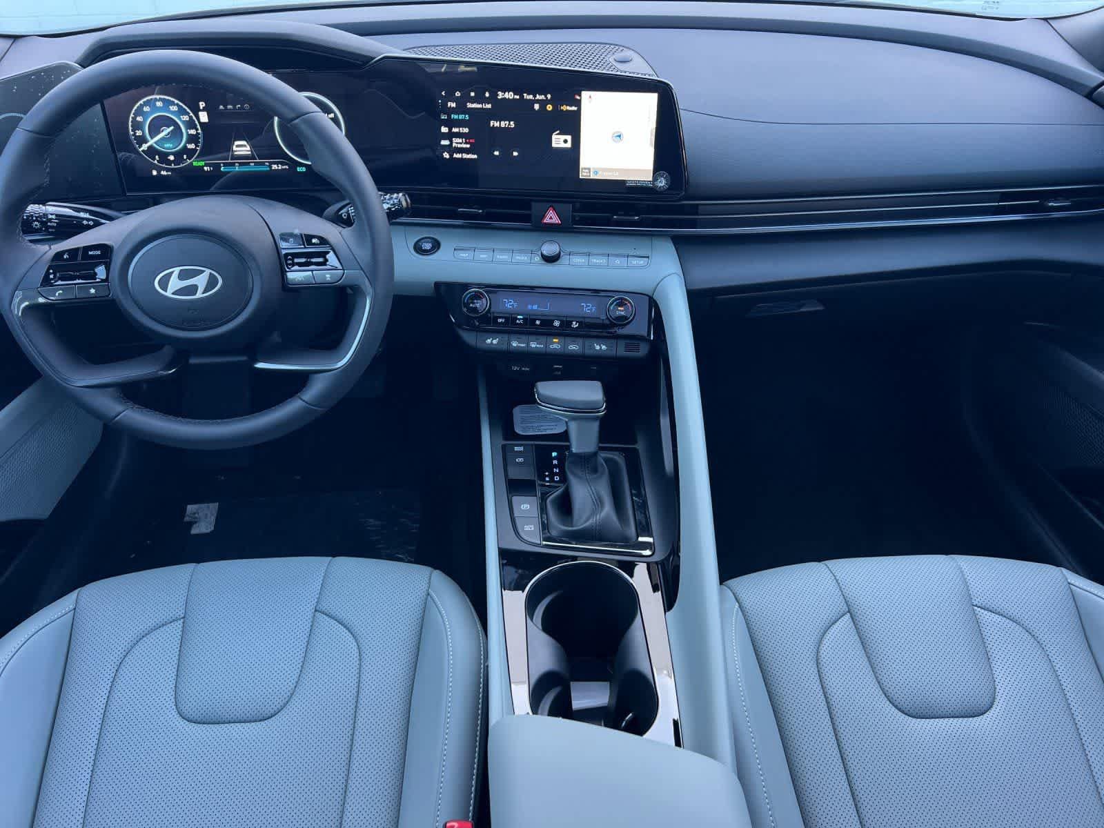 Thumbnail: 2026 Hyundai Elantra - 4