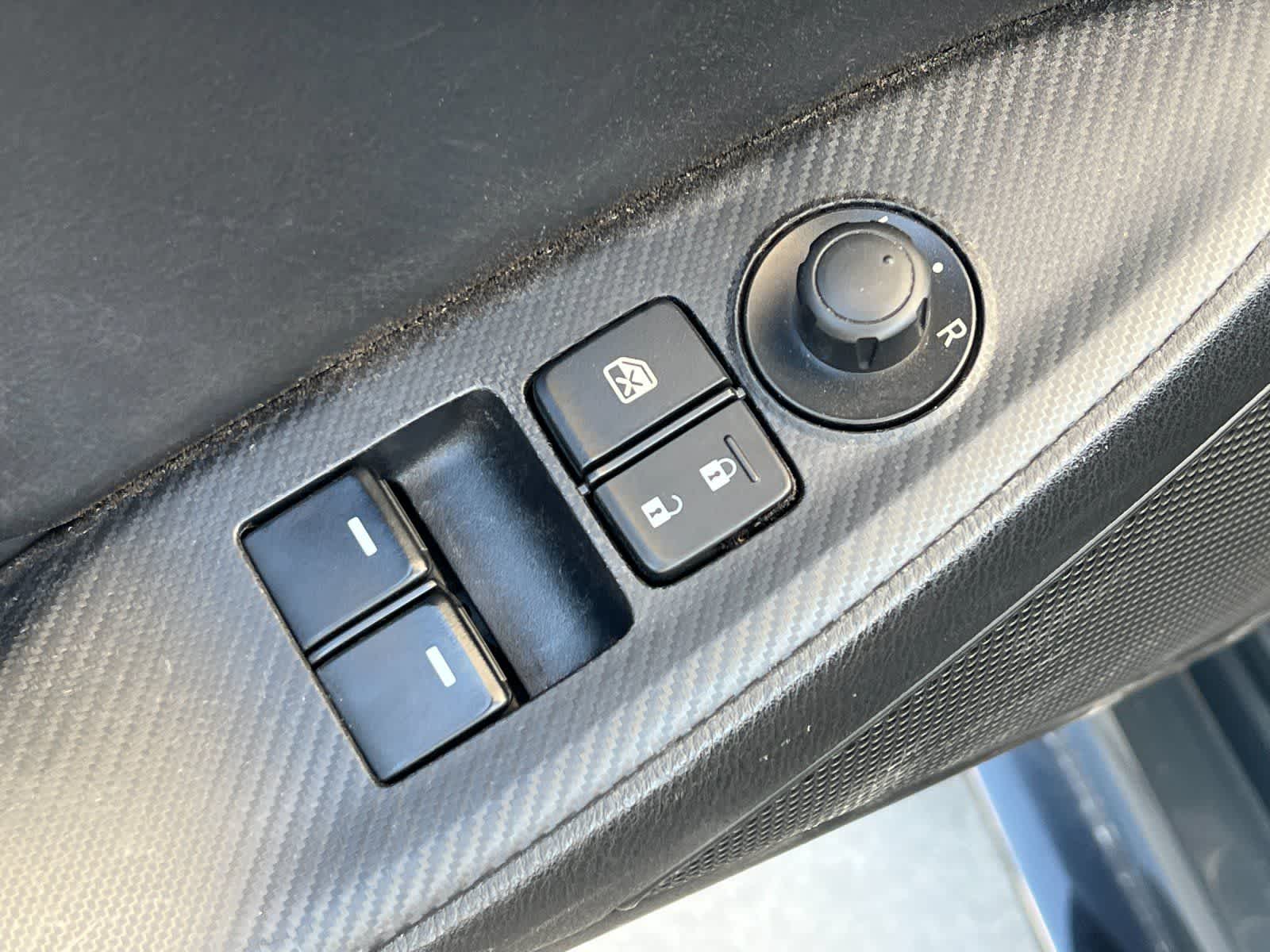 Thumbnail: 2021 Mazda MX-5 Miata - 15