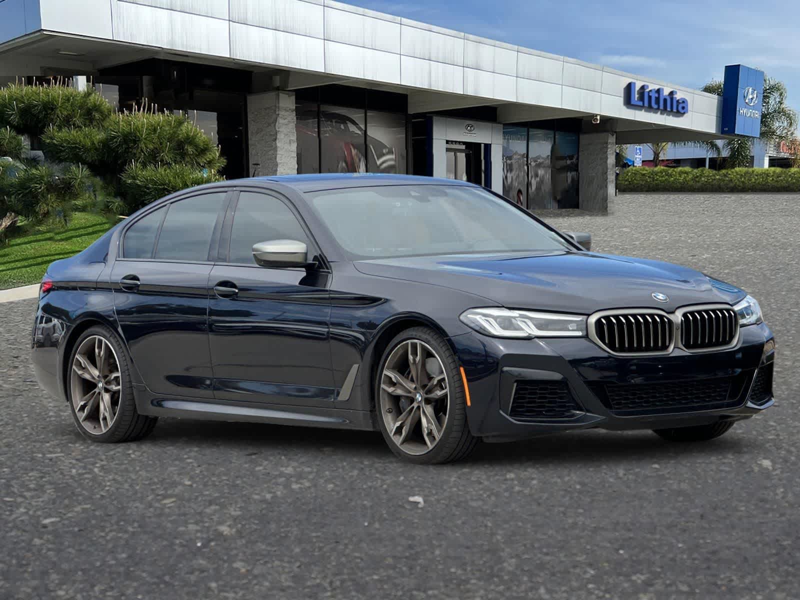 Thumbnail: 2022 BMW 5 Series - 9