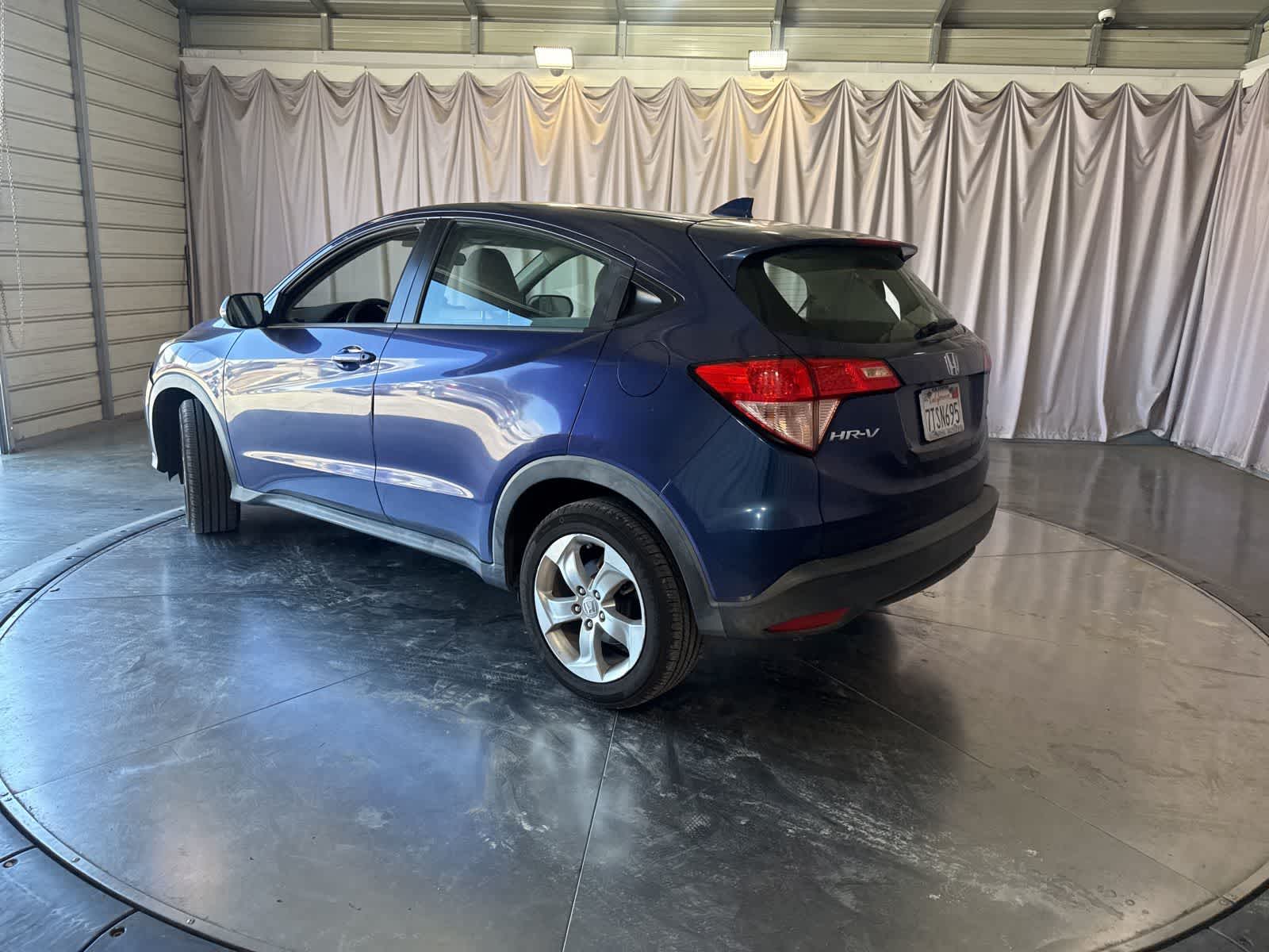 Thumbnail: 2016 Honda HR-V - 5