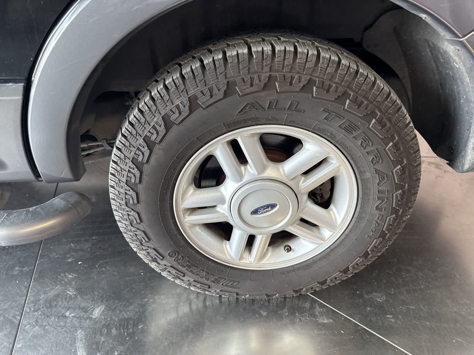 Thumbnail: 2004 Ford Expedition - 10