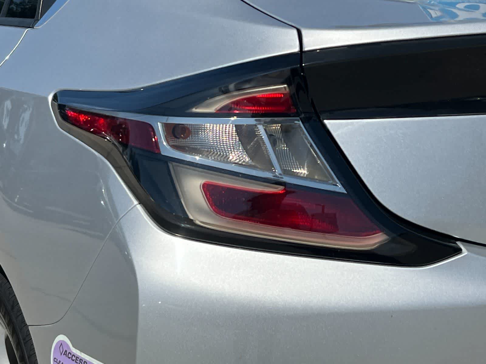 Thumbnail: 2017 Chevrolet Volt - 26