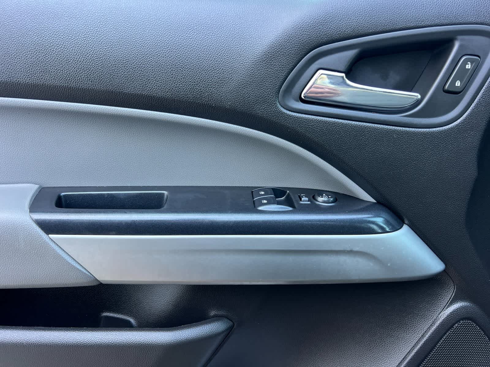 Thumbnail: 2017 Chevrolet Colorado - 13