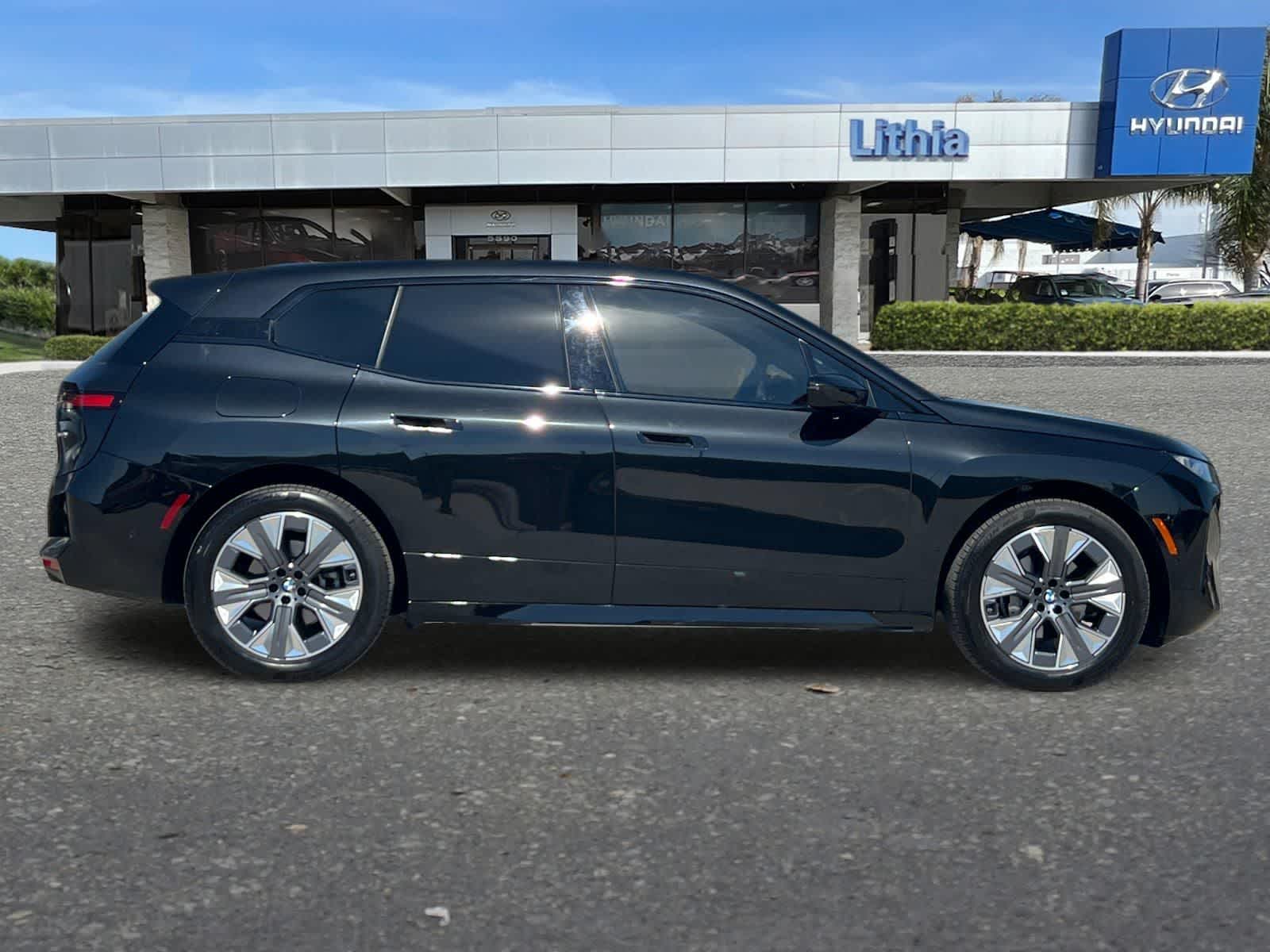 Thumbnail: 2026 BMW iX - 9