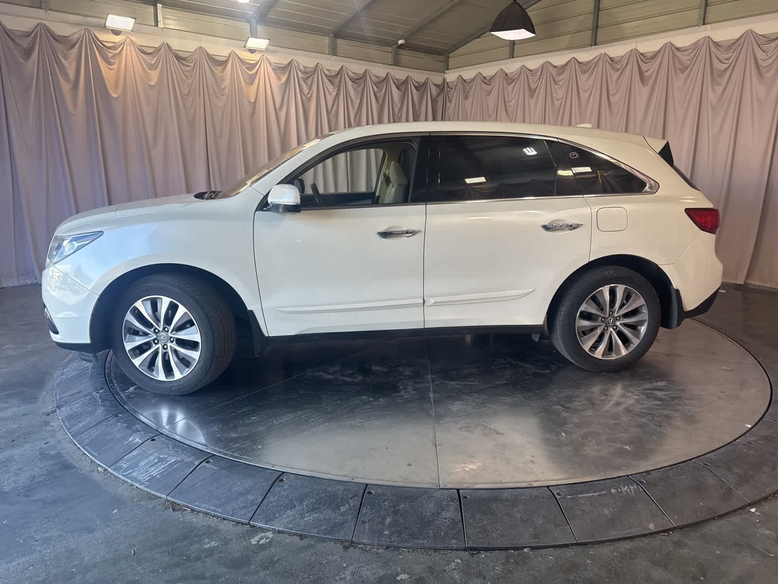 Thumbnail: 2015 Acura MDX - 8