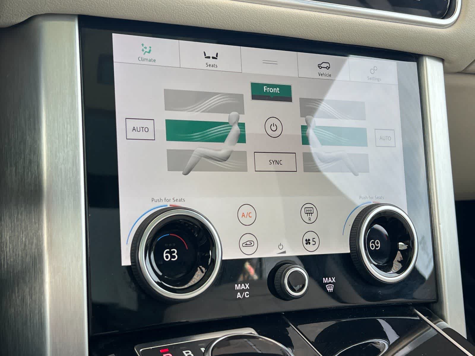 Thumbnail: 2021 Land Rover Range Rover - 20