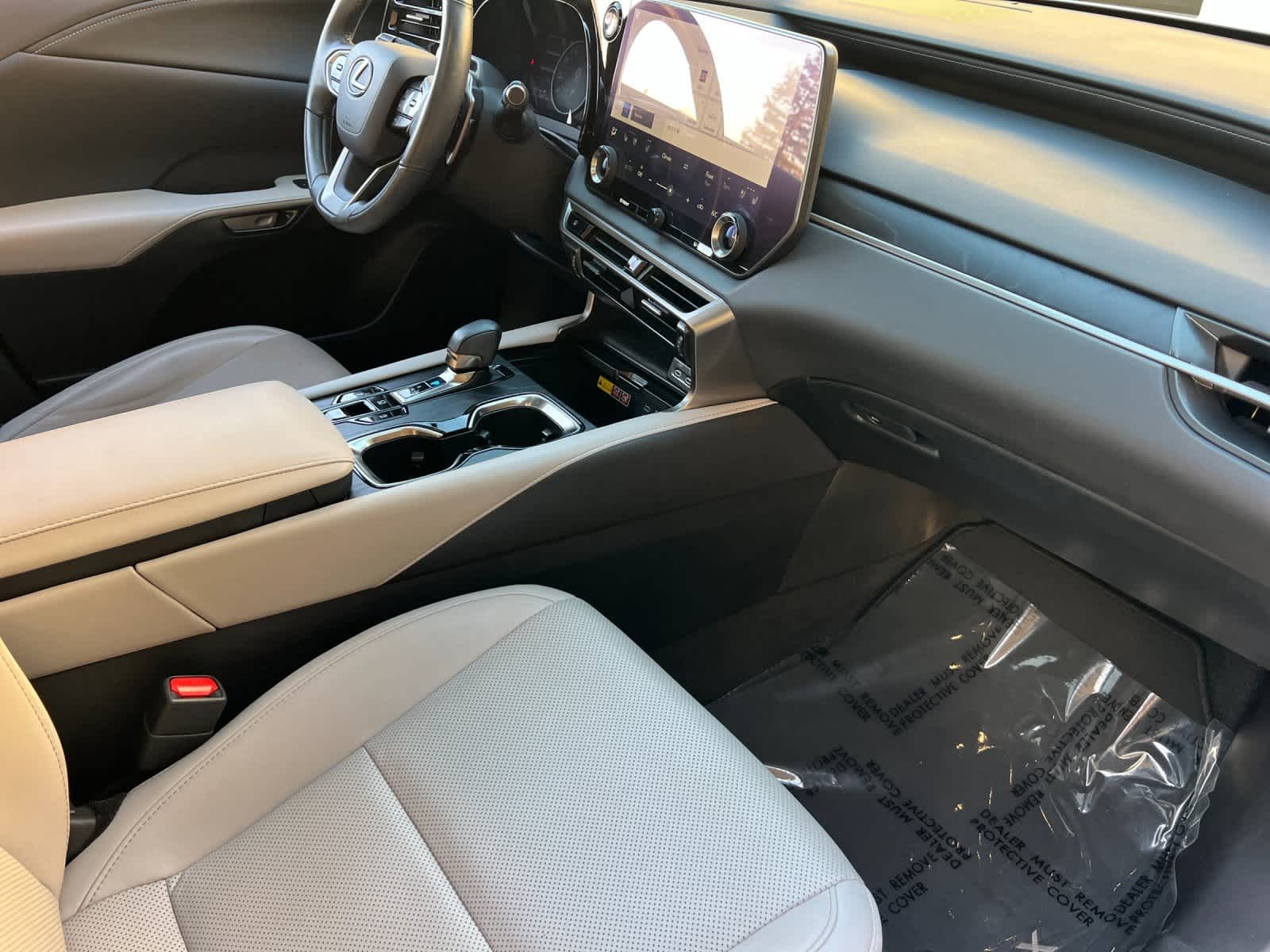 Thumbnail: 2023 Lexus RX - 16