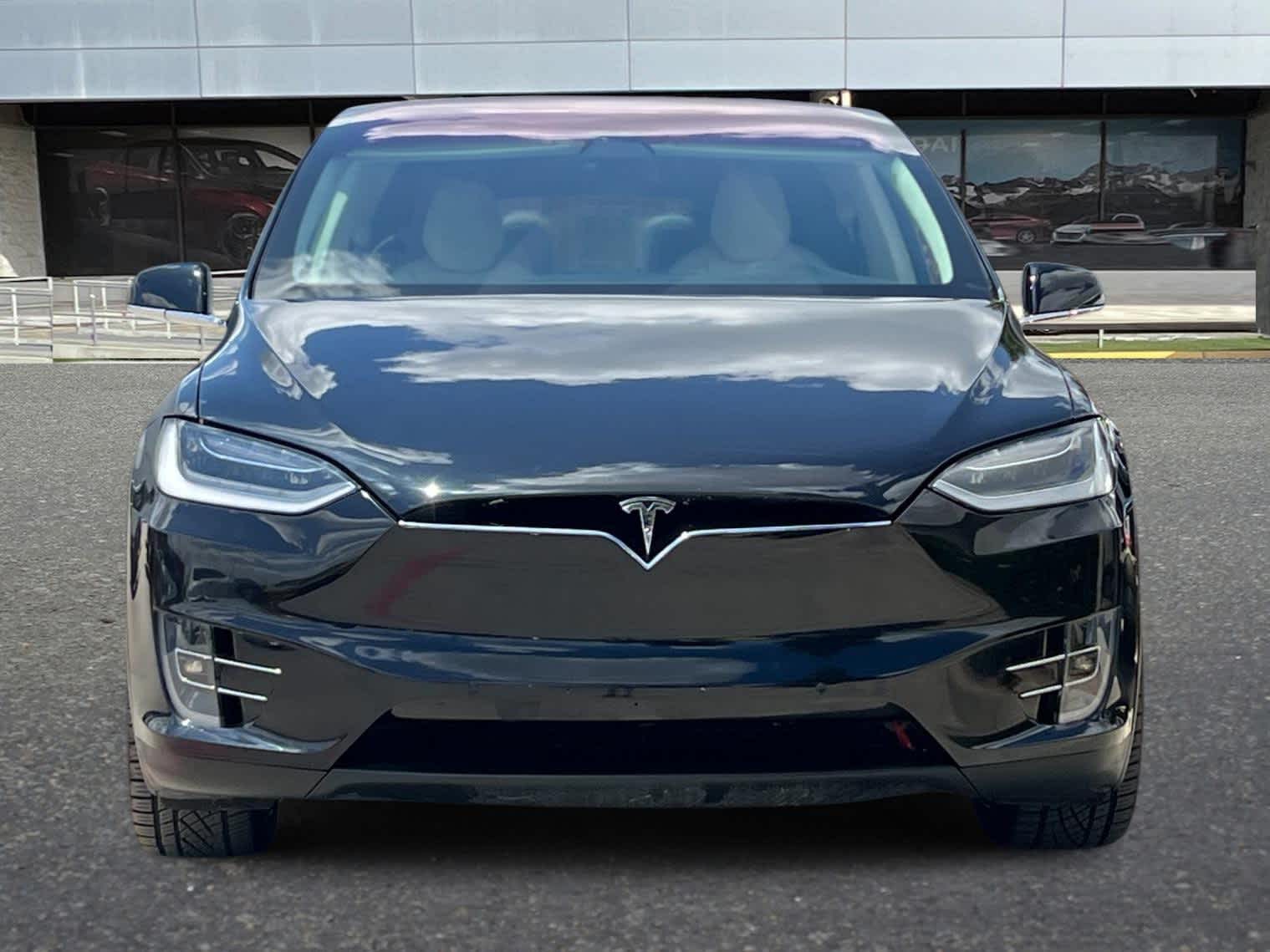 Thumbnail: 2017 Tesla Model X - 10