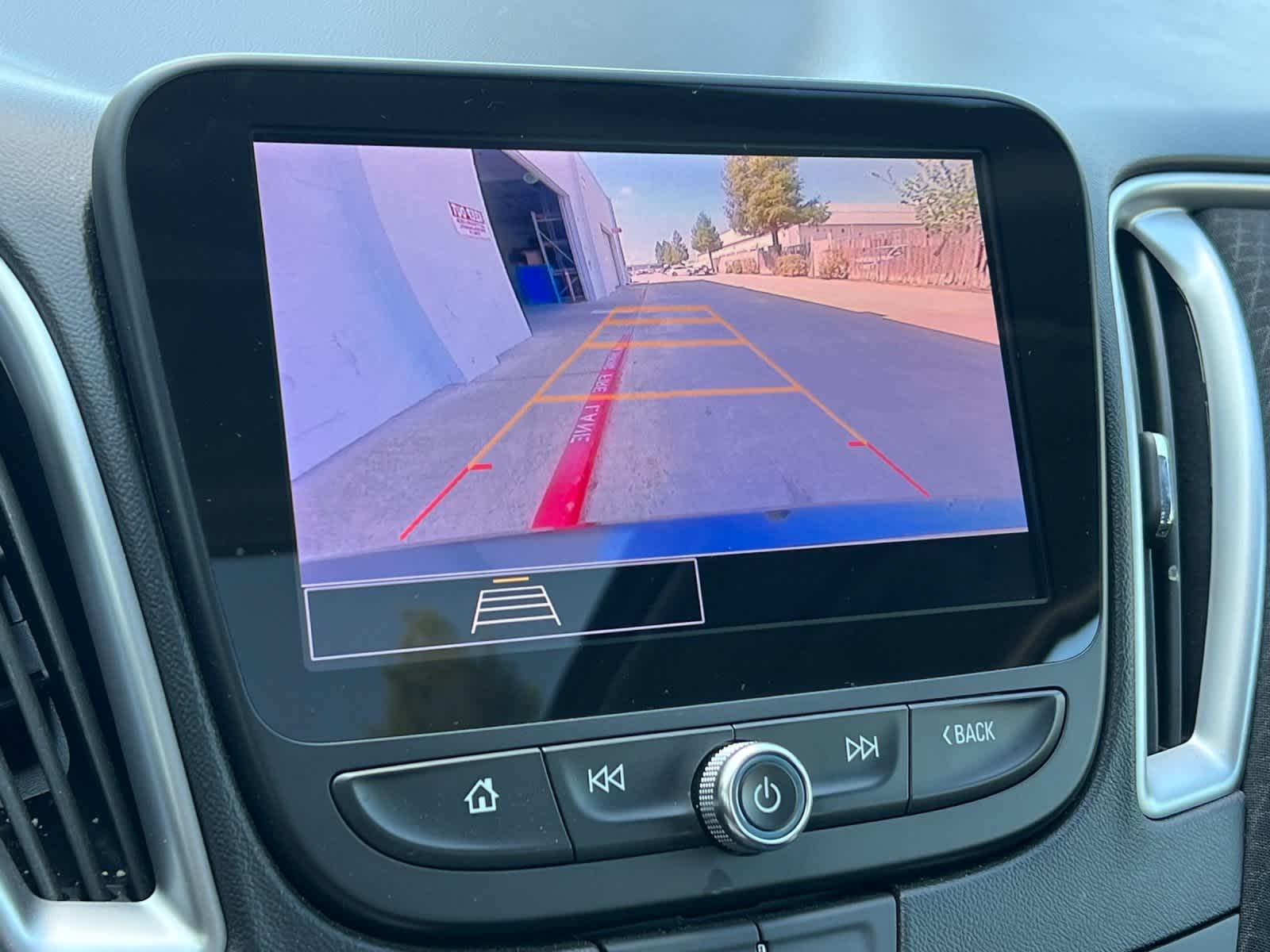 Thumbnail: 2024 Chevrolet Malibu - 19