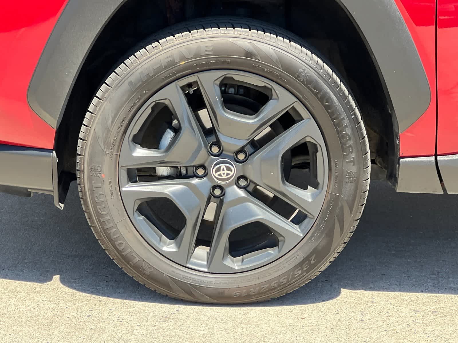 Thumbnail: 2023 Toyota RAV4 - 26