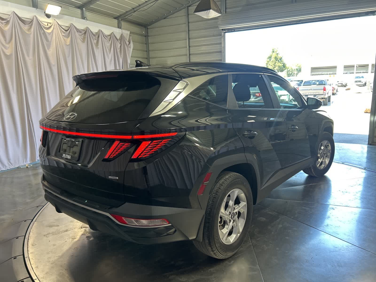 Thumbnail: 2023 Hyundai Tucson - 9