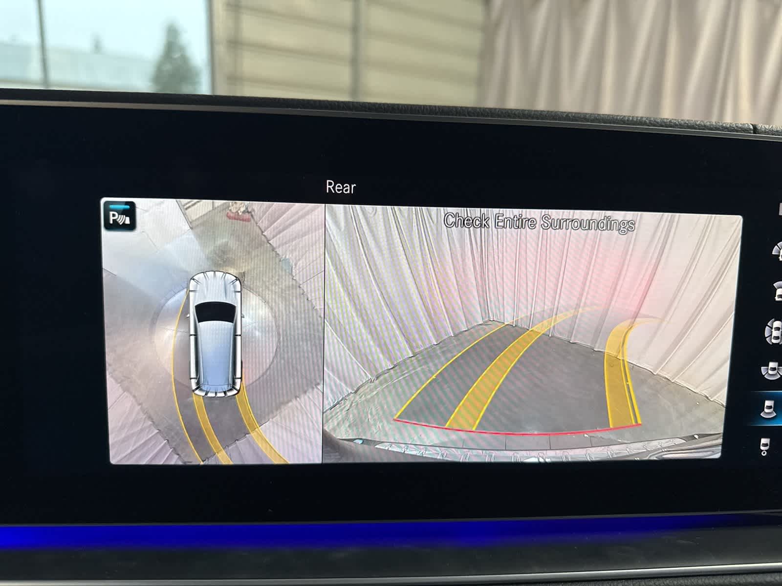 Thumbnail: 2022 Mercedes-Benz GLS - 22