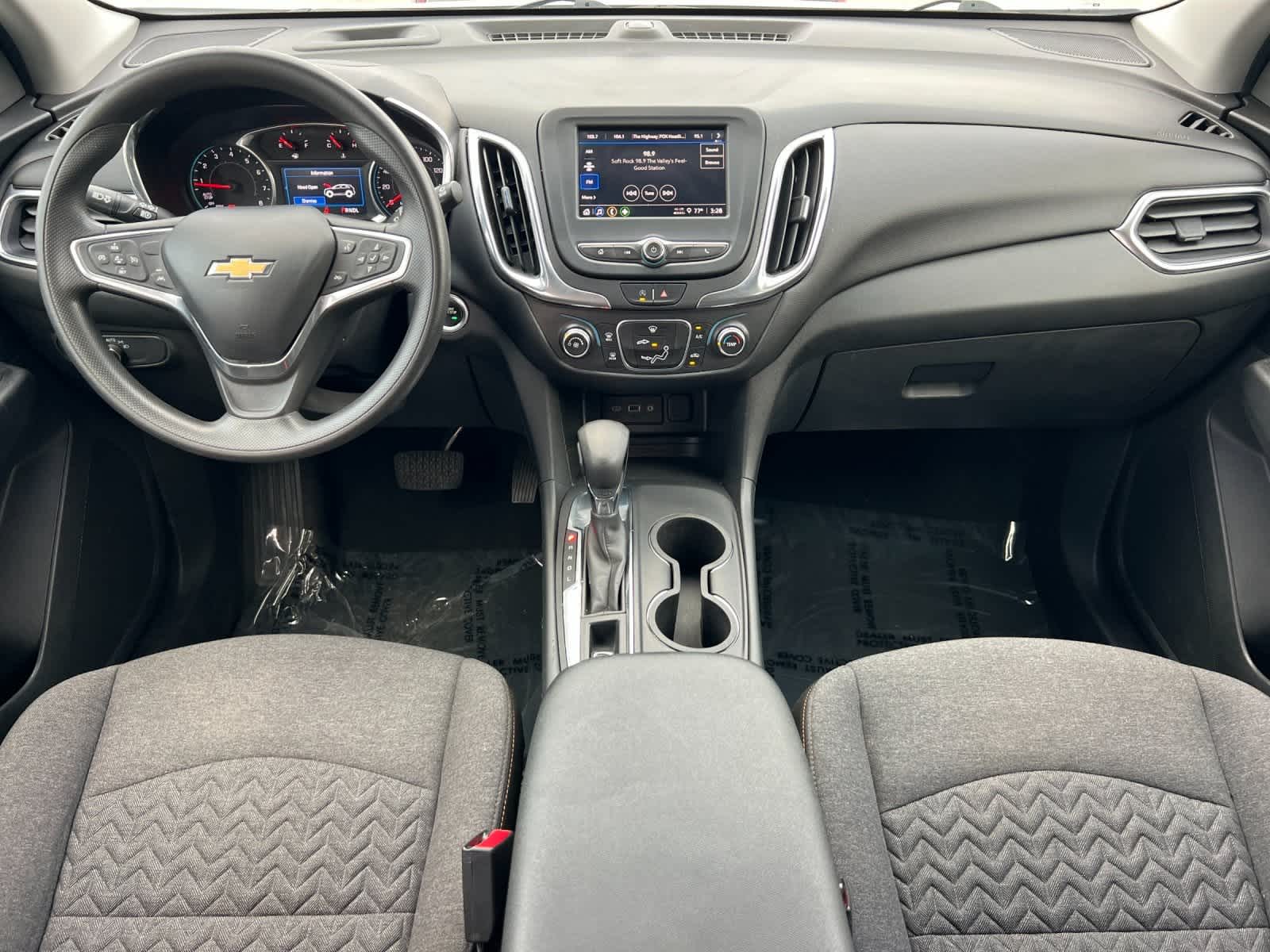 Thumbnail: 2022 Chevrolet Equinox - 3