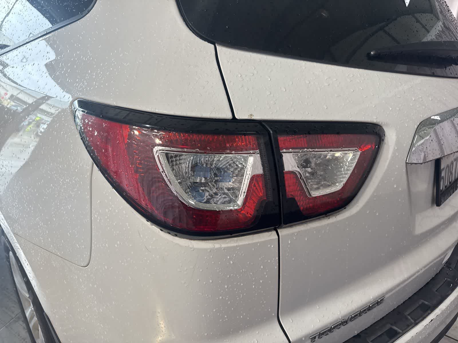 Thumbnail: 2017 Chevrolet Traverse - 13