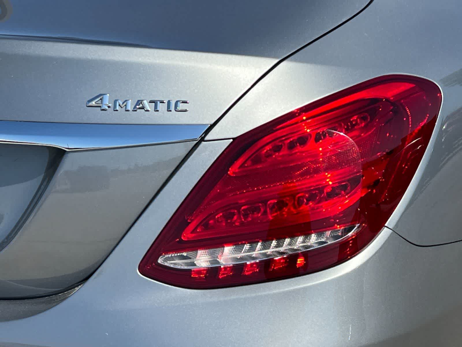 Thumbnail: 2015 Mercedes-Benz C-Class - 28