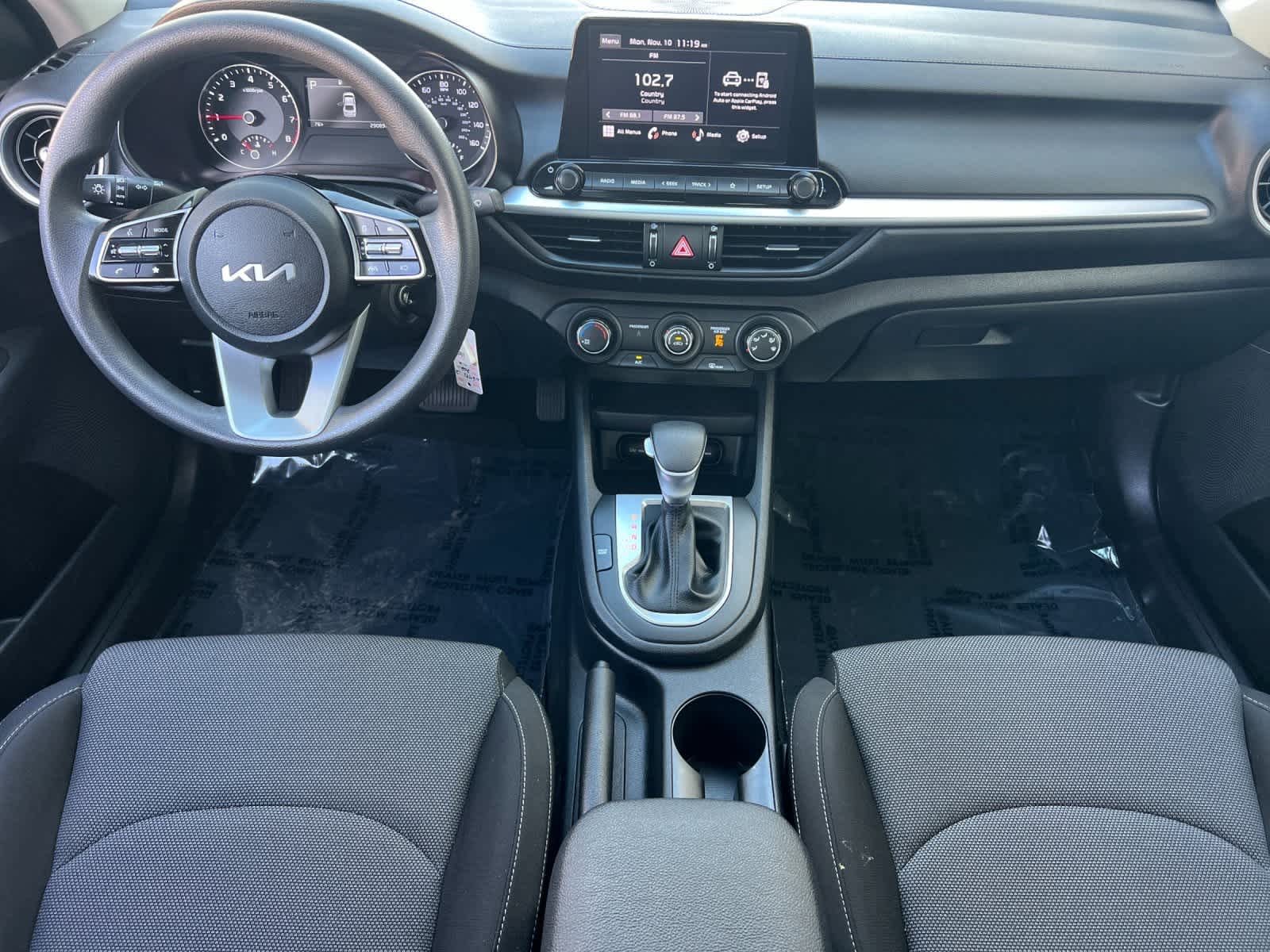 Thumbnail: 2022 Kia Forte - 3