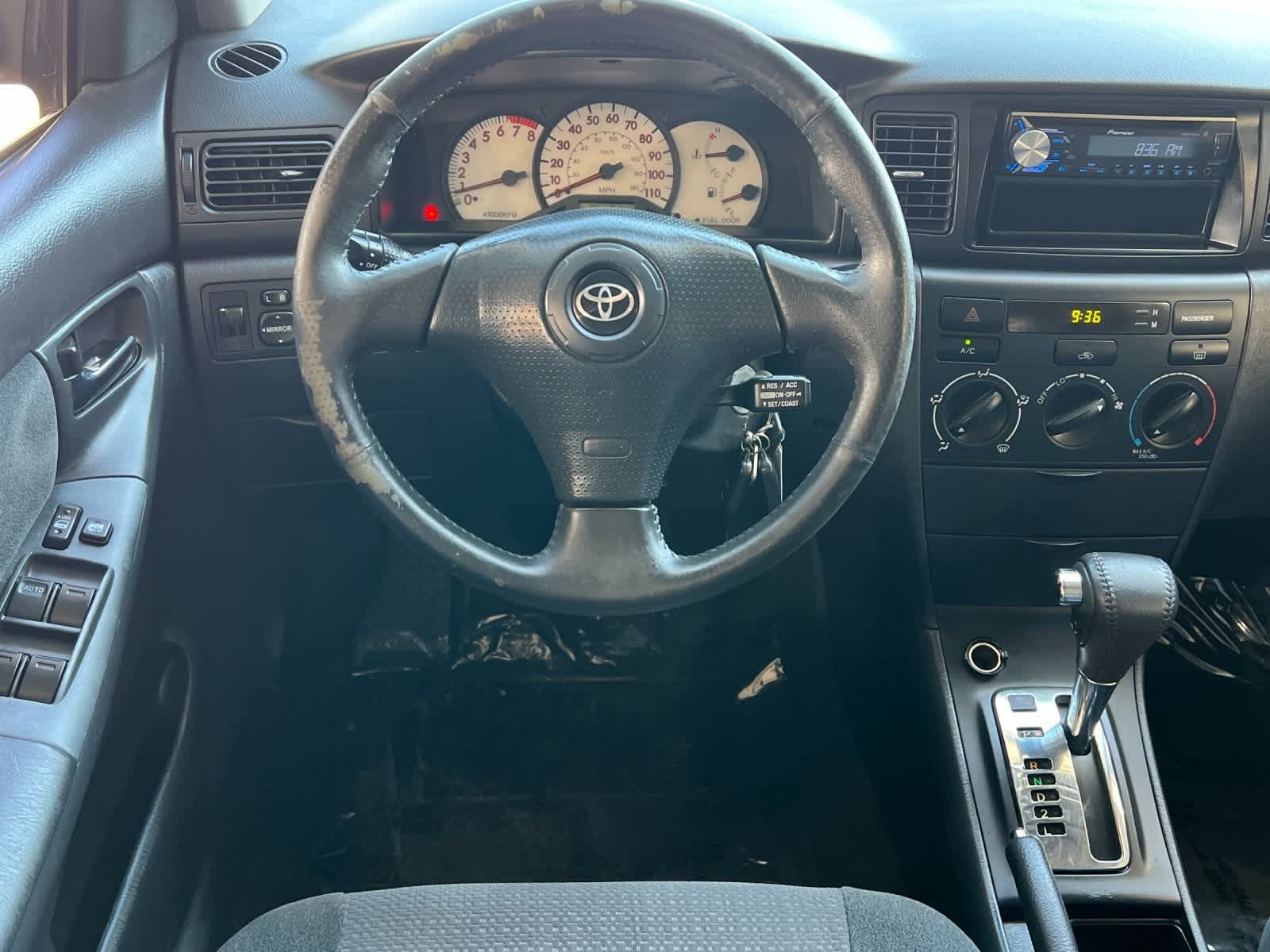 Thumbnail: 2004 Toyota Corolla - 14