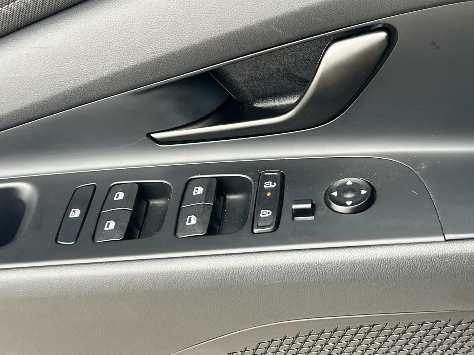 Thumbnail: 2025 Hyundai Elantra - 13