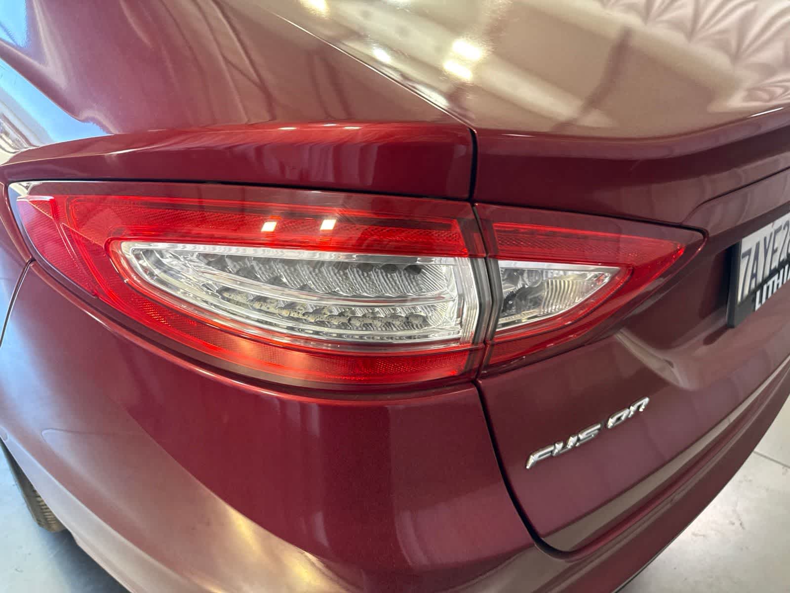 Thumbnail: 2013 Ford Fusion - 12