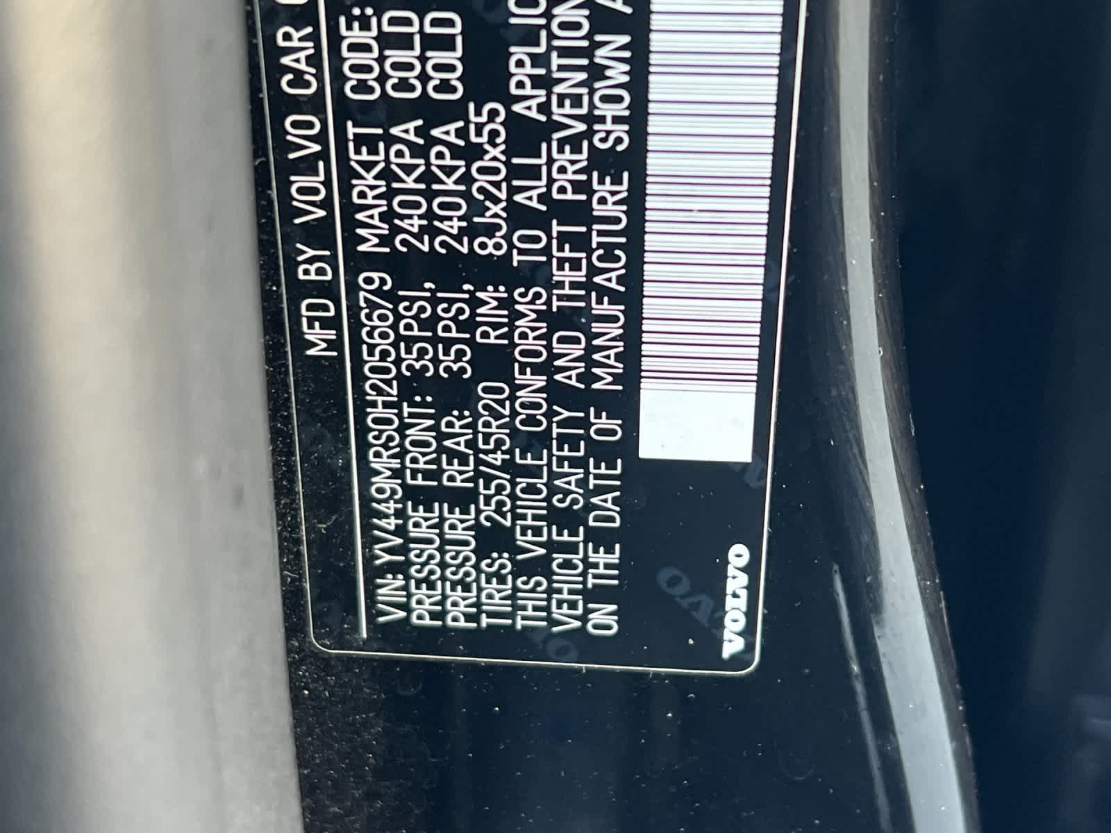 Thumbnail: 2017 Volvo XC60 - 31