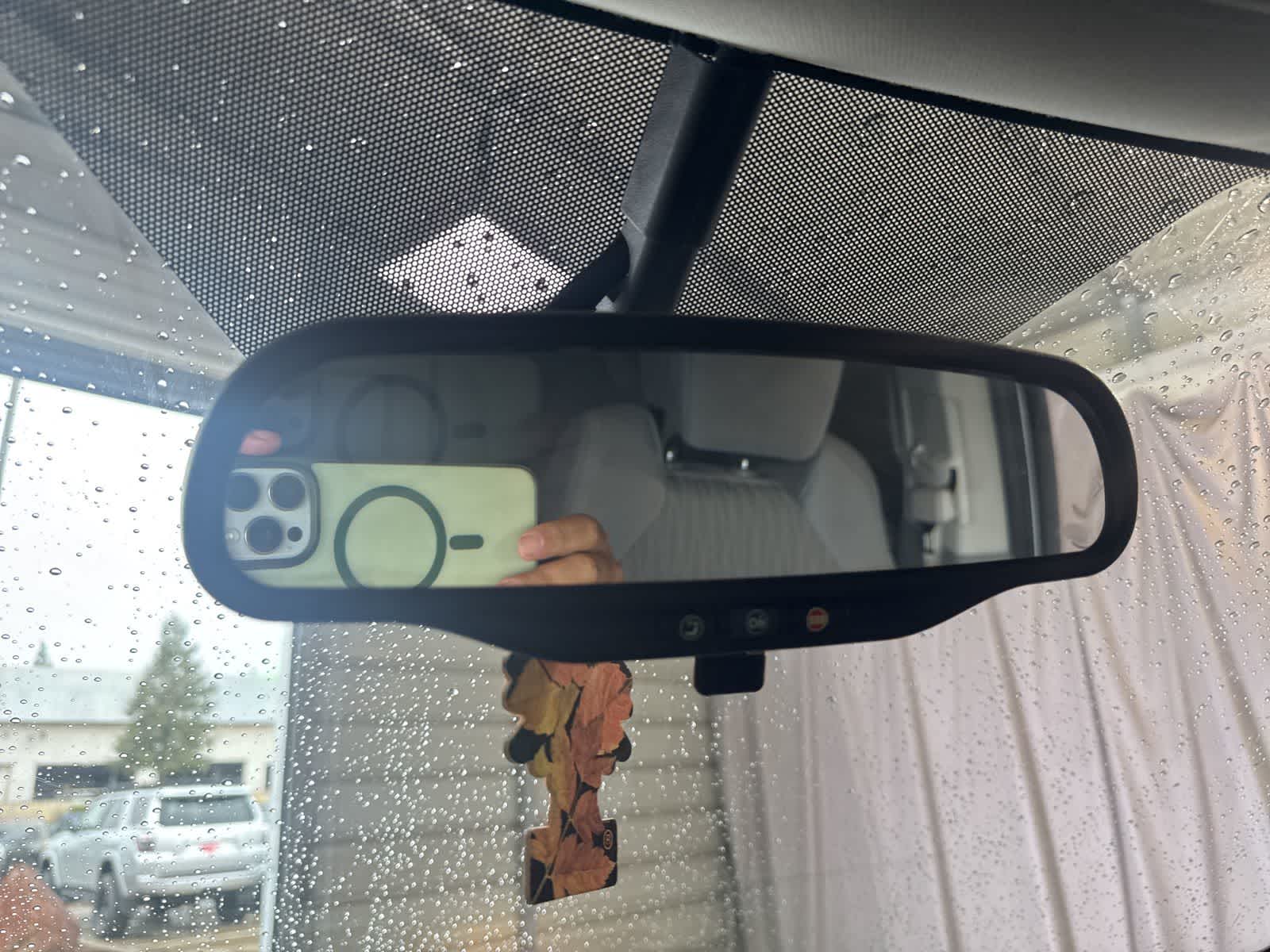 Thumbnail: 2017 Chevrolet Traverse - 27