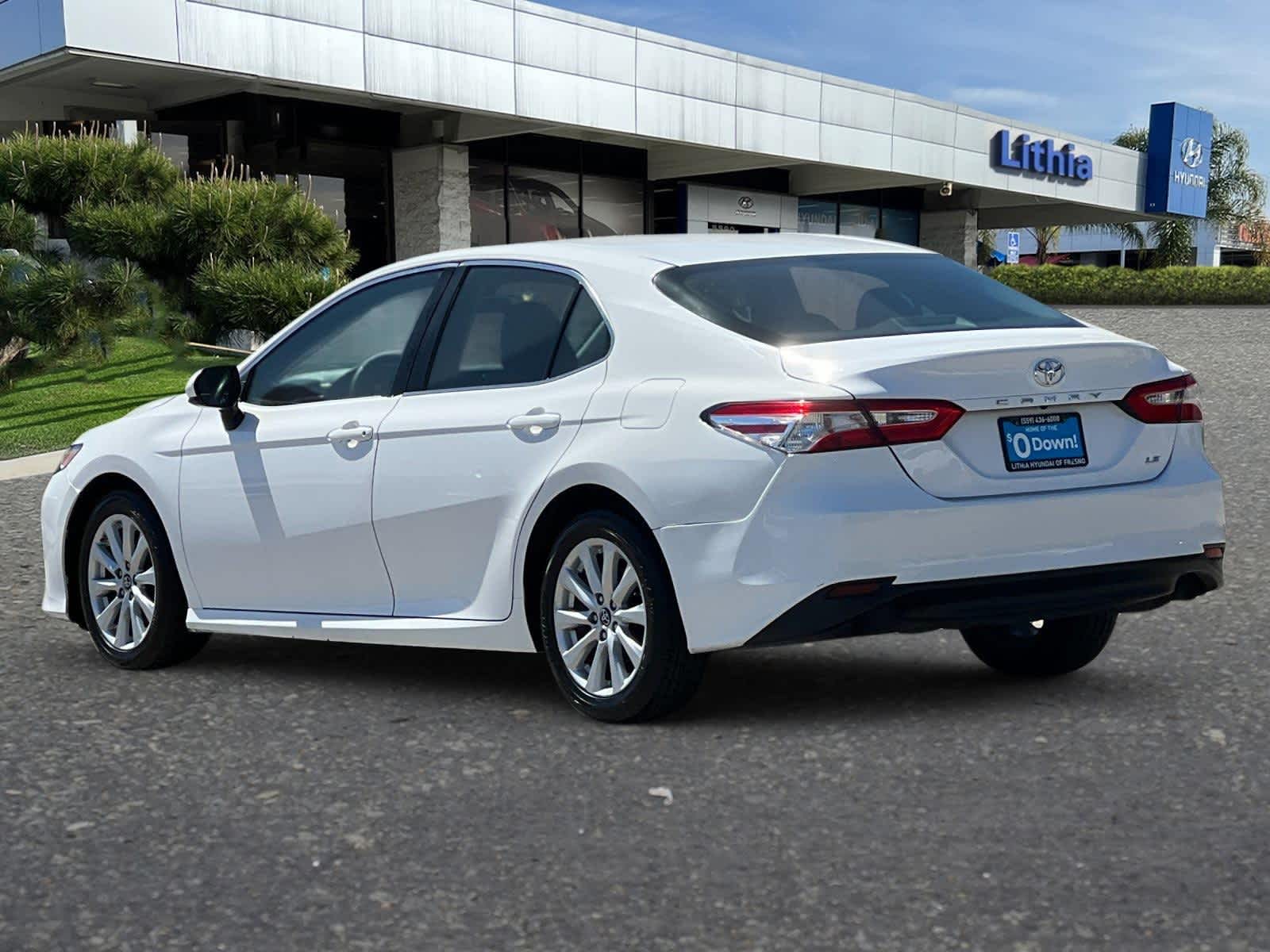 Thumbnail: 2018 Toyota Camry - 6