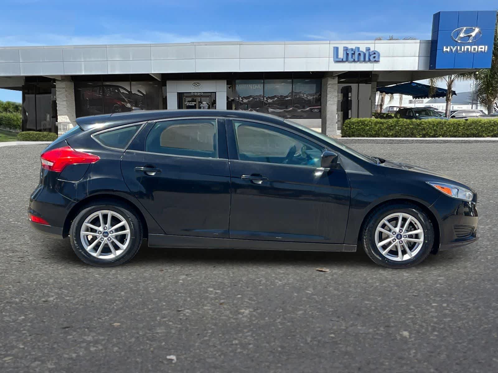 Thumbnail: 2018 Ford Focus - 9