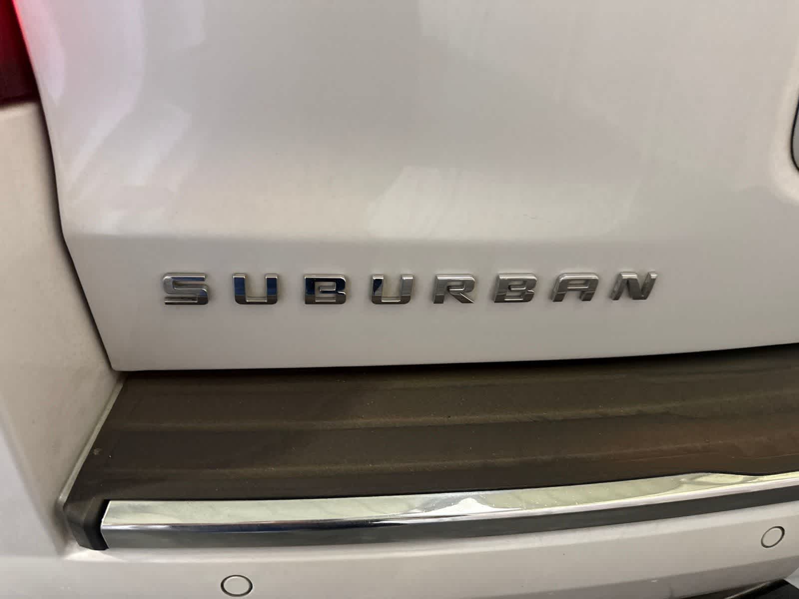 Thumbnail: 2019 Chevrolet Suburban - 12