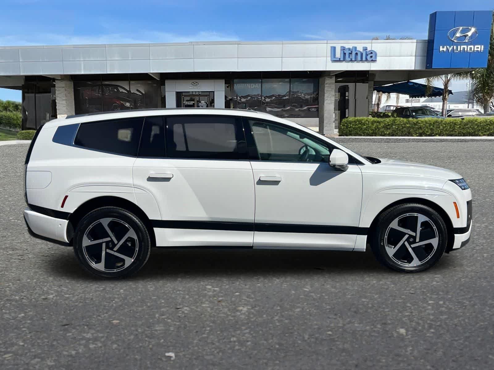 Thumbnail: 2026 Hyundai Ioniq - 8