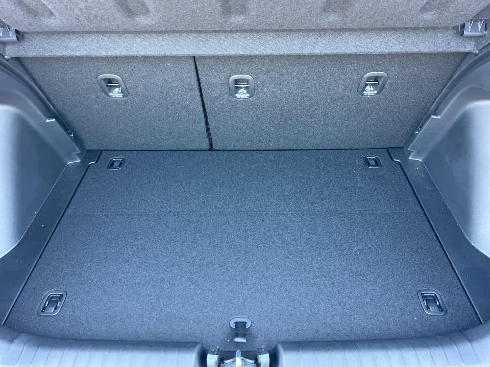 Thumbnail: 2025 Hyundai Venue - 15