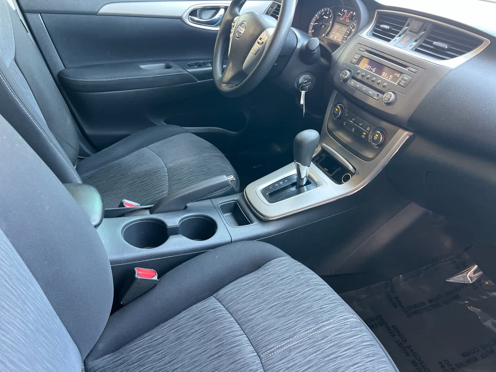 Thumbnail: 2014 Nissan Sentra - 15