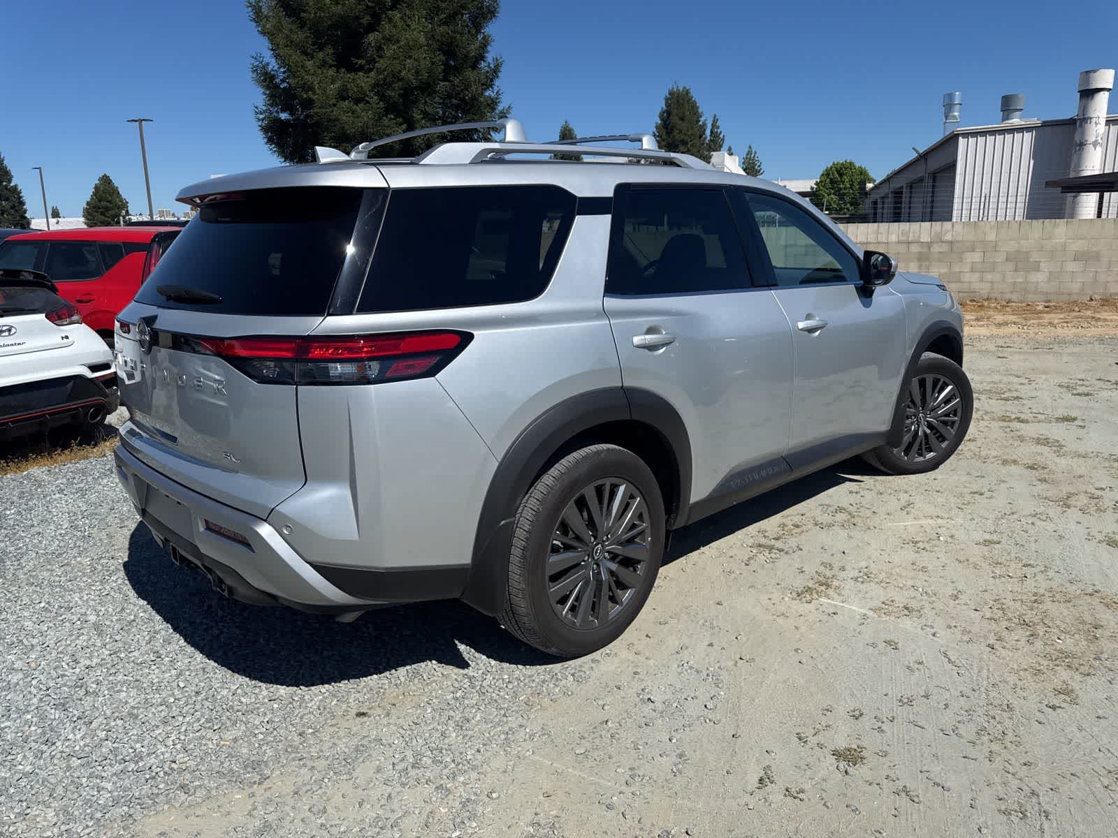 Thumbnail: 2025 Nissan Pathfinder - 5